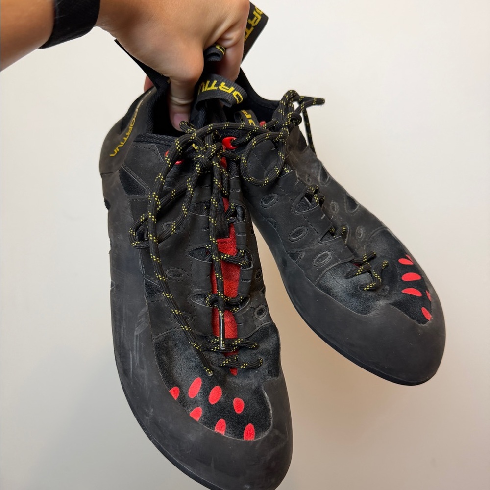 La Sportiva Men's Tarantulace Climbing Shoes